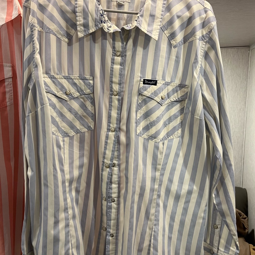 Wrangler Blue and White Casual Button Down Shirt with Stripes